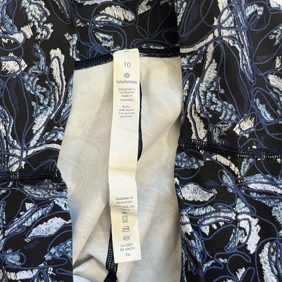 Lululemon Wunder Under High Rise Tight Blue Print Size 10 - Picture 4 of 9